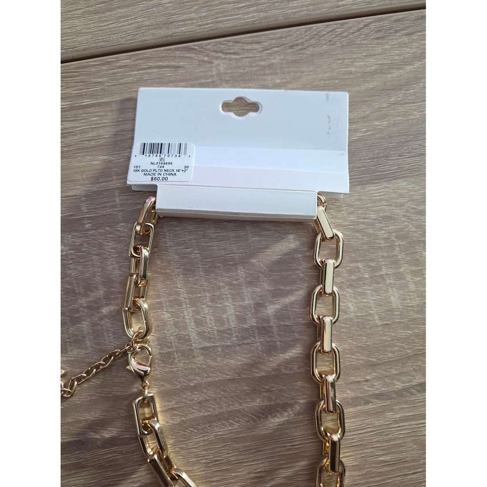 And‎ Now This 18K Gold Over Brass Chunky Link Chain Necklace NL0164695 NWT - Picture 4 of 4